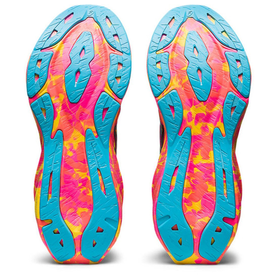 Asics Novablast 3 Color Injection Asics Novablast 3 Color Injection